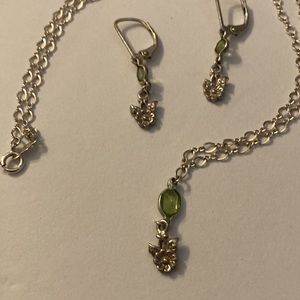 Beautiful Vintage Sterling 925 Flower Earrings and Necklace Set